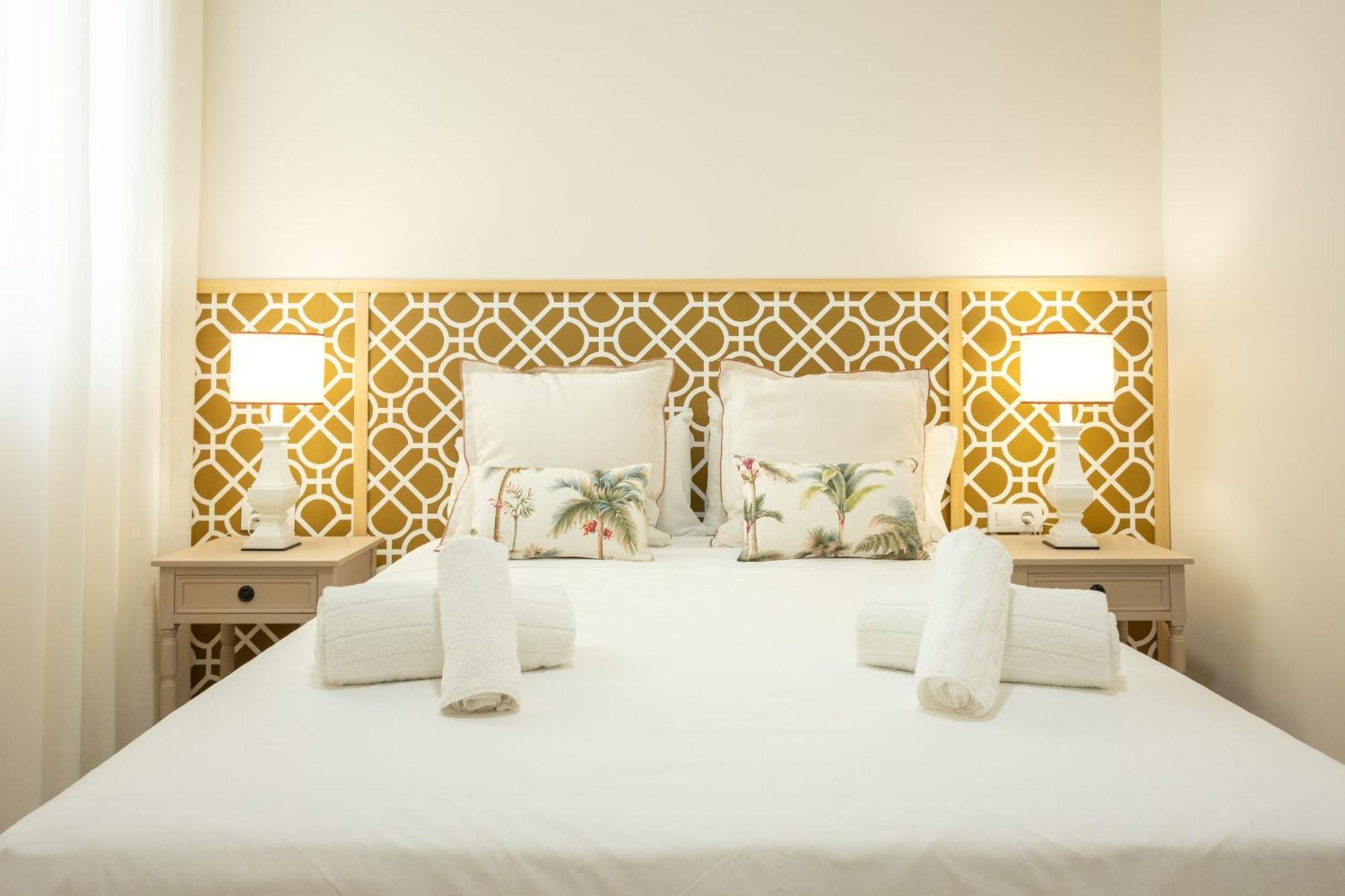 Apartament Rt41 Triana Deluxe Sewilla Zewnętrze zdjęcie